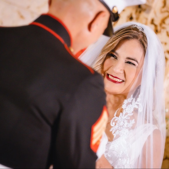 Meet your Posher, Arlette - Picture 2 of 2